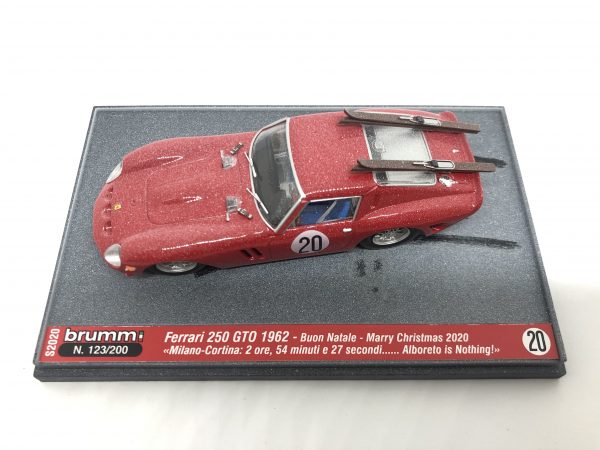FERRARI 250 GTO 1962 MILANO-CORTINA NATALE CHRISTMAS 2020 1:43 Brumm - immagine 7
